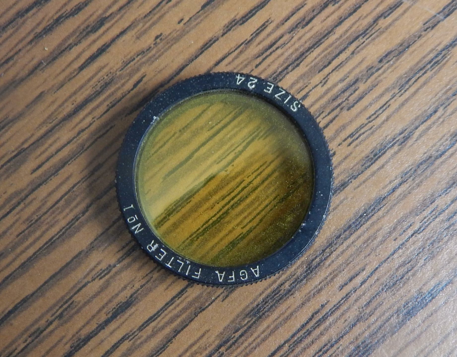 VTG AGFA Ansco 25.8mm Lt Yellow Filter w/Original Metal Tin EUC / FREE SHIPPING