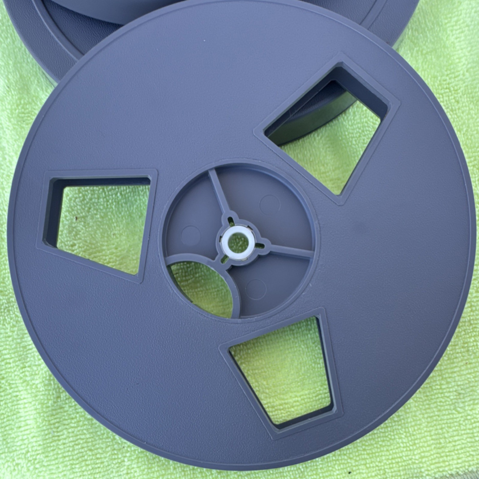 Super 8 Lot of 3 Plastic 8″ Film Reels with Storage Cans
