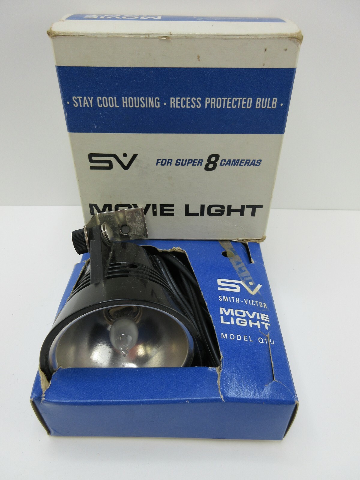 SV Smith Victor Movie Light Super 8 Camera Q1U Griffith Indiana in Orig Box