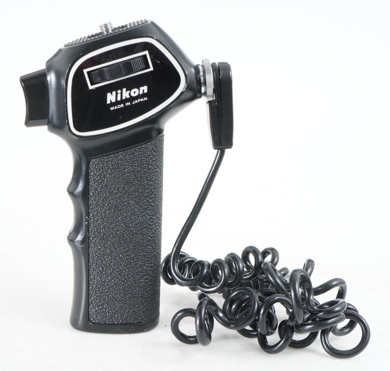 -Nikon Pistol Grip Model 2 With MC-3 Coiled Cable For F4s,N70,MD-2/3/4/12/15