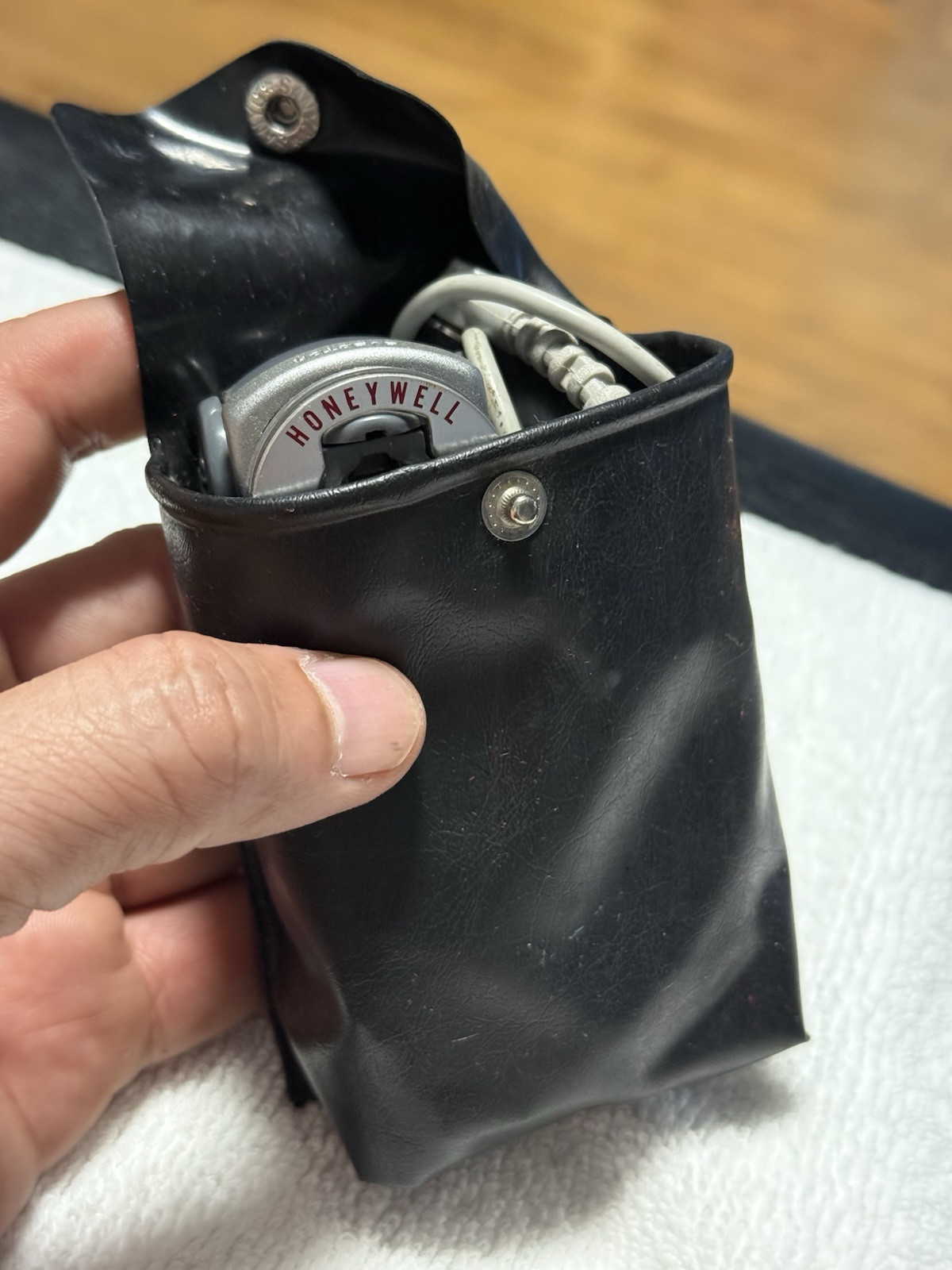 Vintage Honeywell Tilt-A-Mite Folding Fan Camera Flash with Case Untested