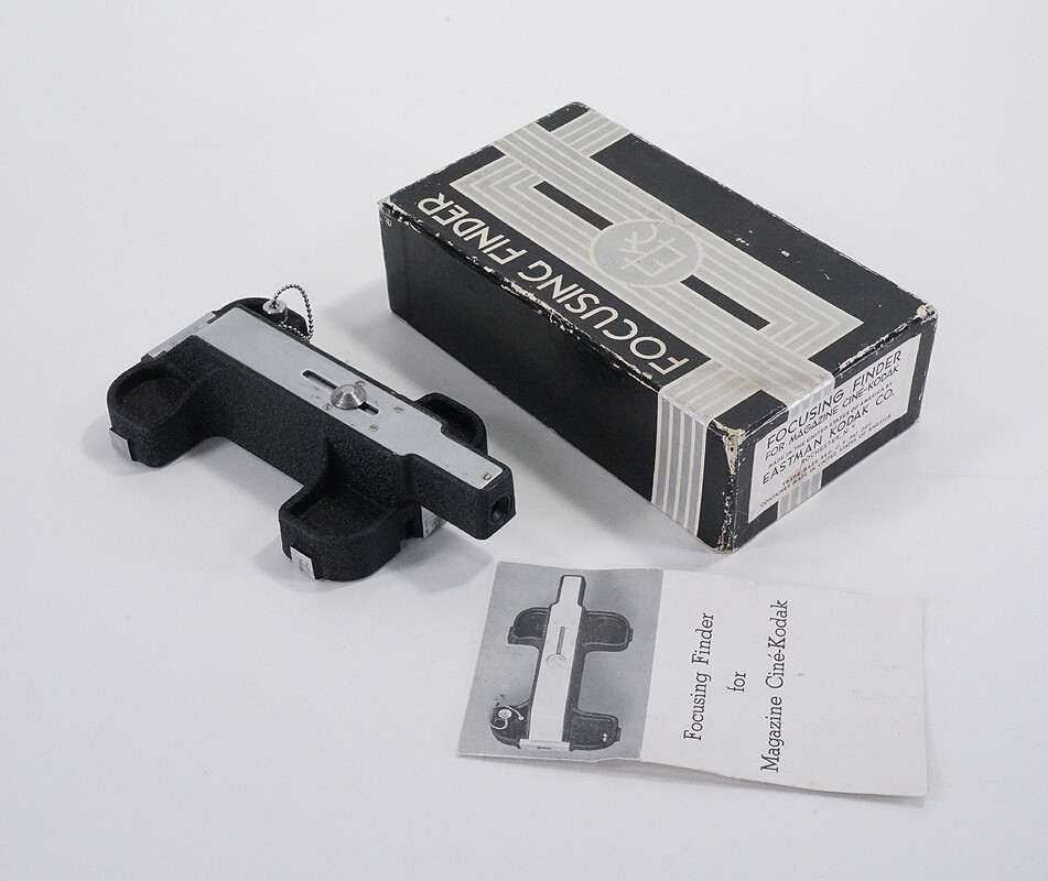 FOCUSING FINDER FOR MAGAZINE CINE-KODAK W/MANUAL, WORN BOX/221603