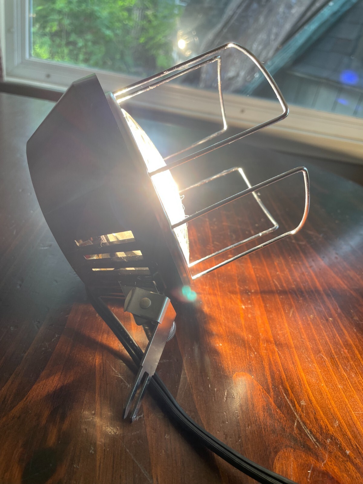 Vintage Bell And Howell Movie Camera Light #46483 — 250W 120V — TESTED, WORKS