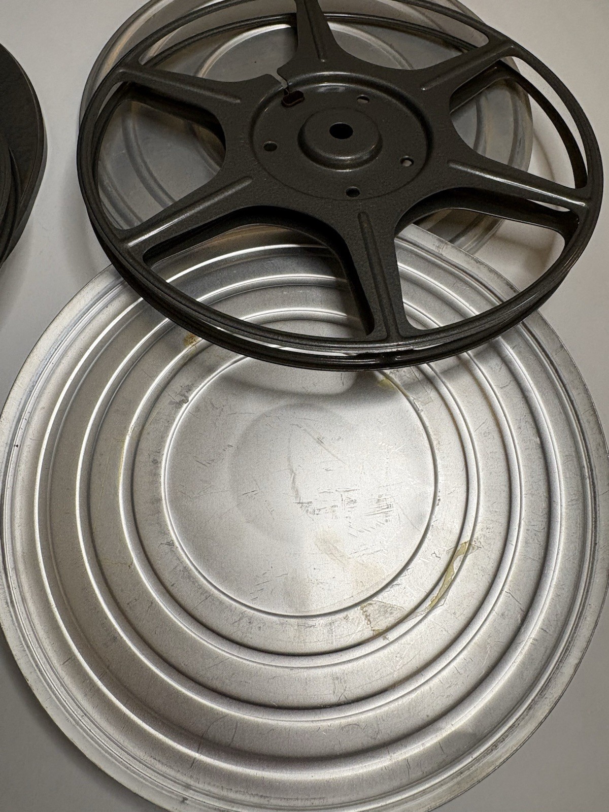 Vintage 8mm Reels And Storage Containers Empty Compco Set Of 2
