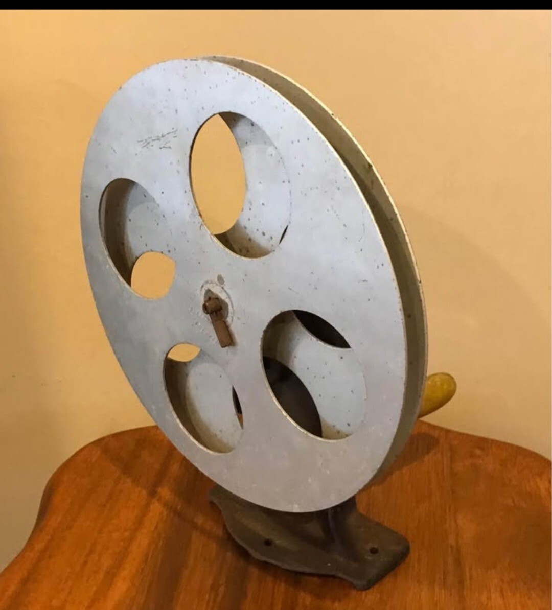 11.5″ HFC HOLLYWOOD FILM CO SPLIT Reel w/Hand Crank Rewinder