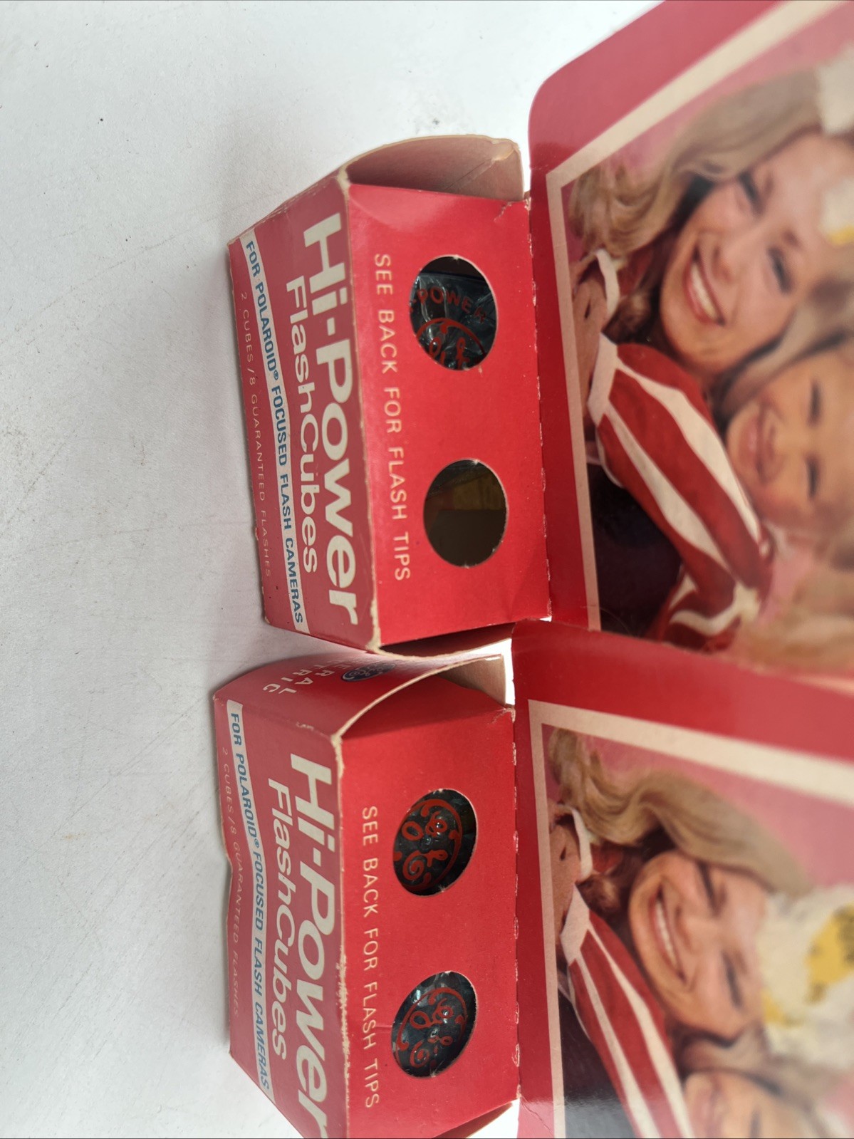 VINTAGE GE HI-POWER FLASHCUBES & SYLVANIA BLUE DOT. 4 BULBS TOTAL ORIGINAL PKG