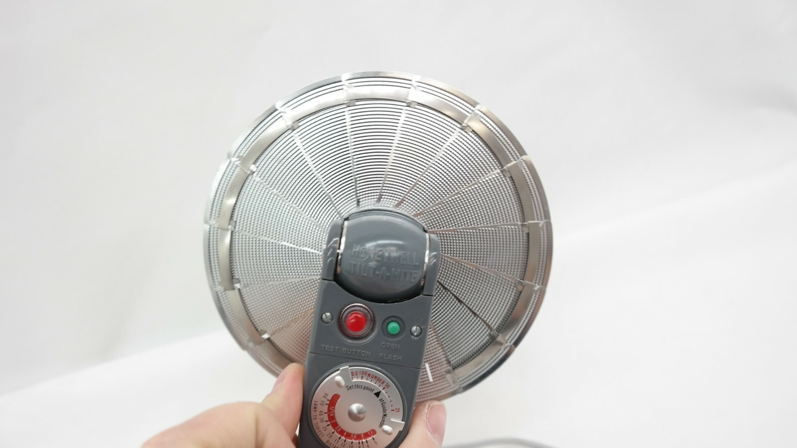 Vintage Honeywell Tilt-A-Mite Folding Fan Camera Flash w/ Case LW
