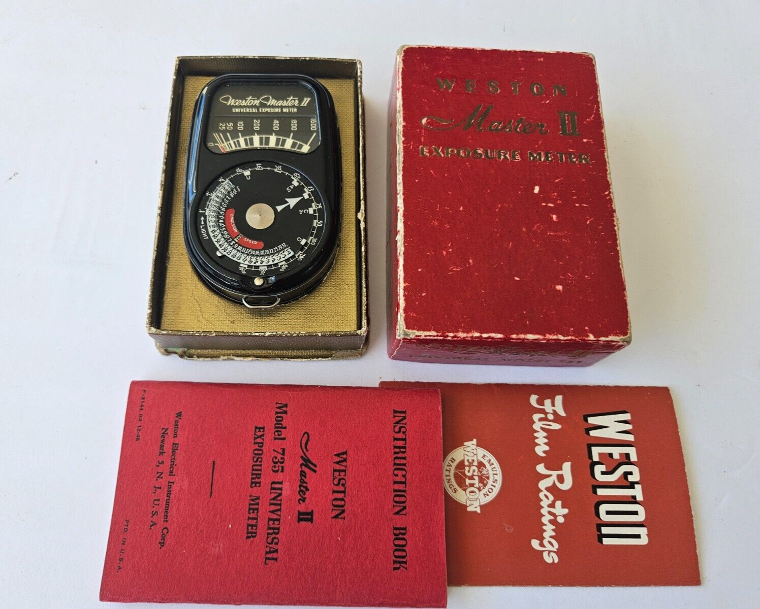 Vintage Weston Master II Exposure Meter Universal Model 735 w/Box & Papers