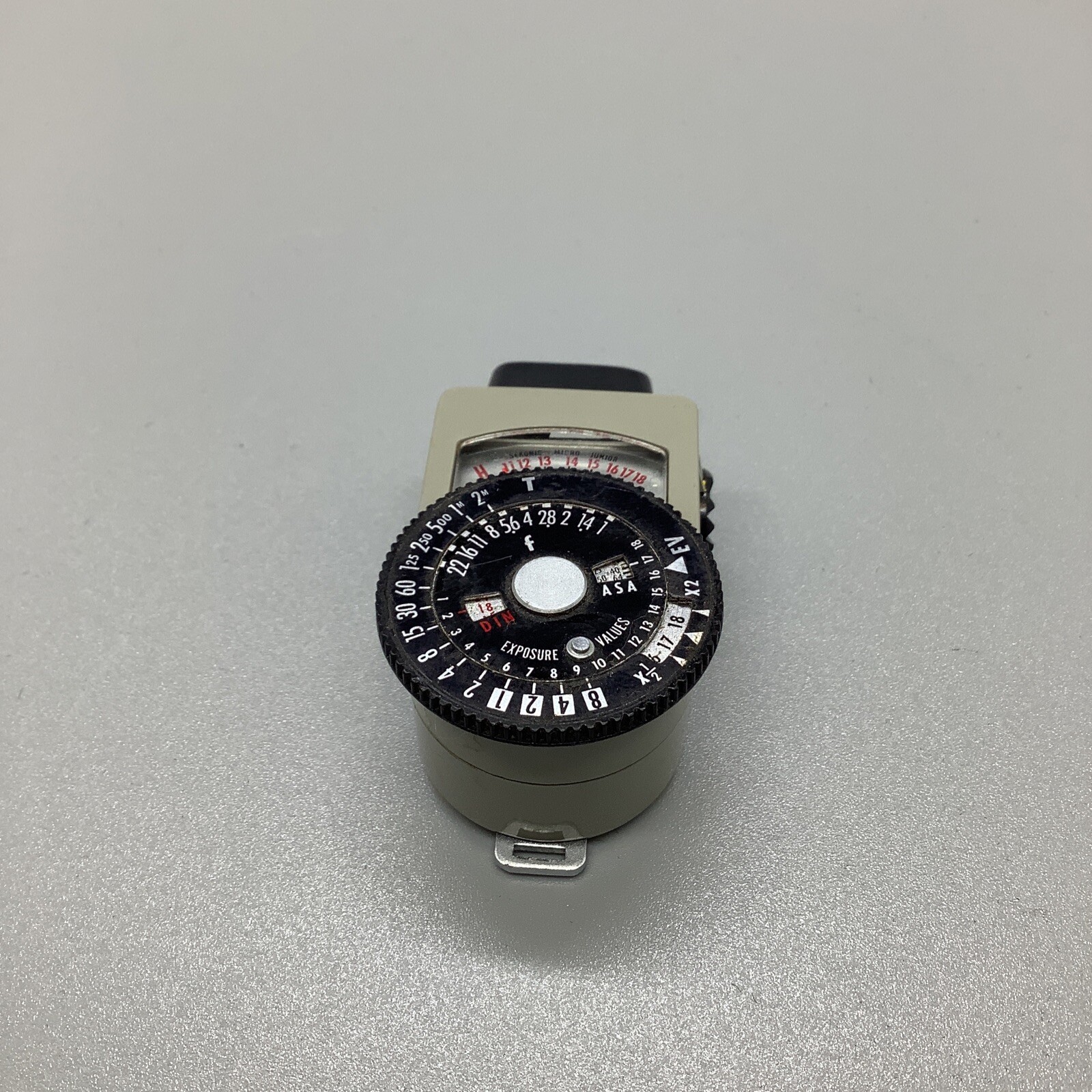 Sekonic Micro Junior L-138 Light Meter w/Case – PARTS/AS-IS