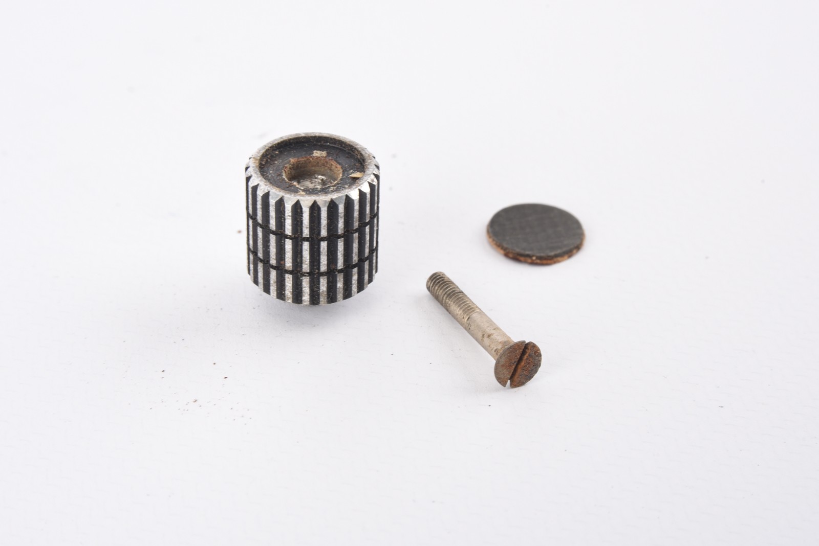 Plaubel Makiflex Automatic Camera Part Shutter Release Button & Screw V04