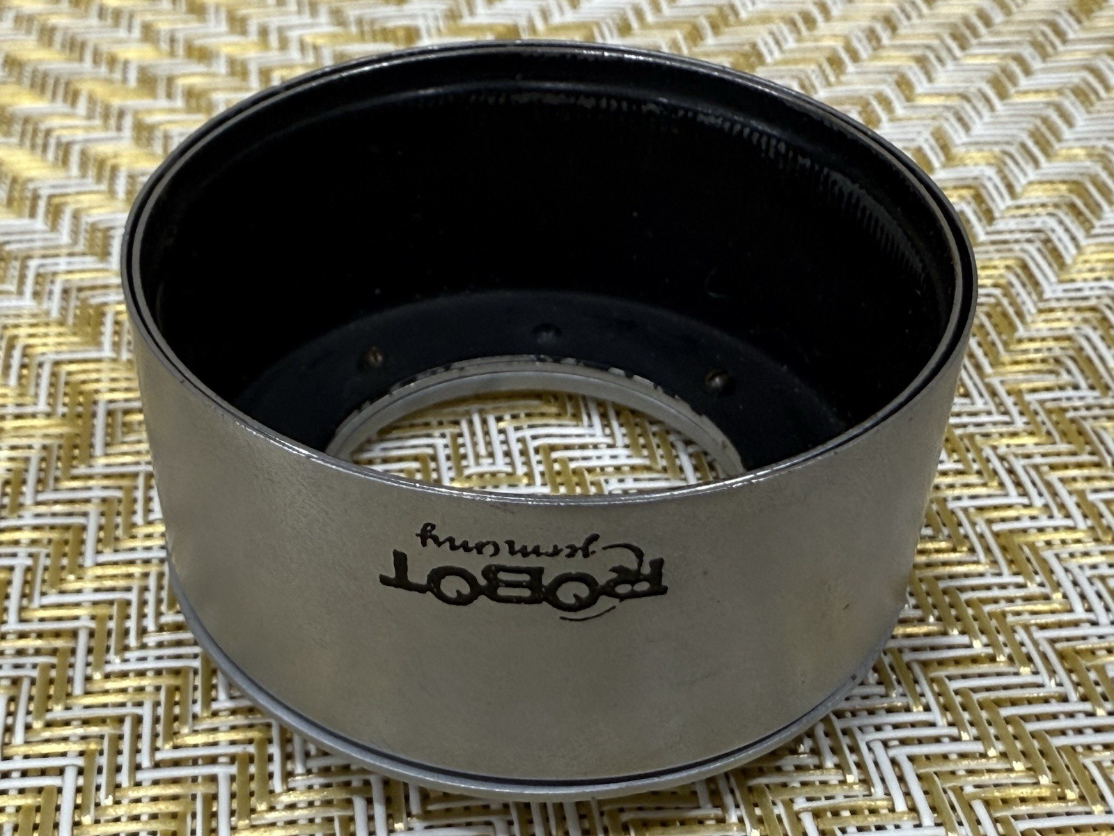Robot Collapsible Push-On Chrome Metal Lens Hood for Vintage Cameras