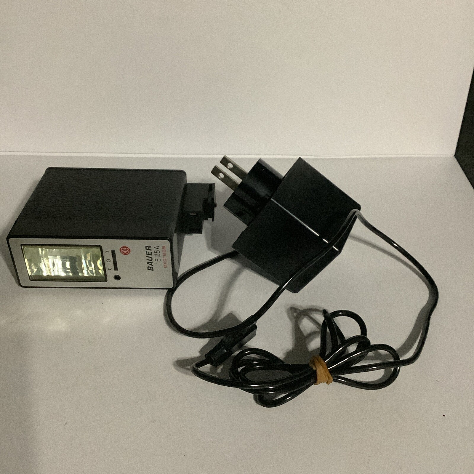 Vintage BAUER E25A Ultrablitz electronic Flash Robert Bosch *Tested*