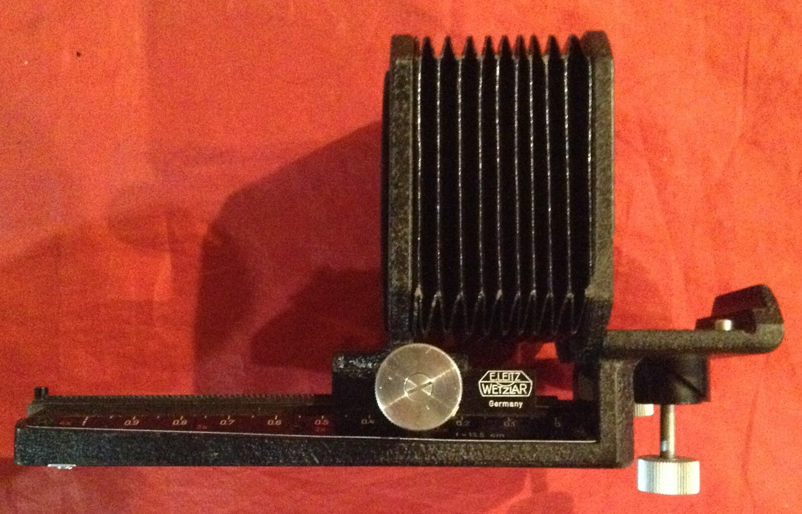 Nice Leitz Wetzlar (Germany) No. 7079 Universal Macro Bellows for Leica