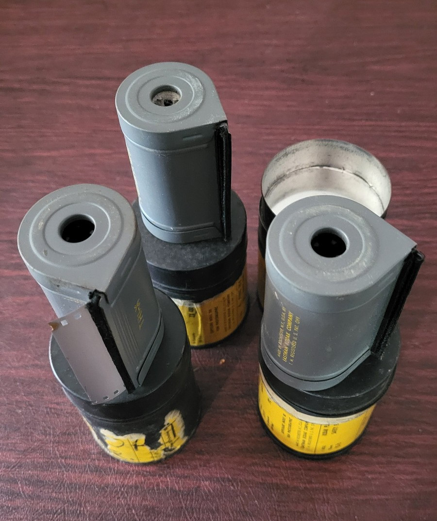 LOt Of 4 Vintage Kodak TRI-X Safety Film TX 488 Canisters