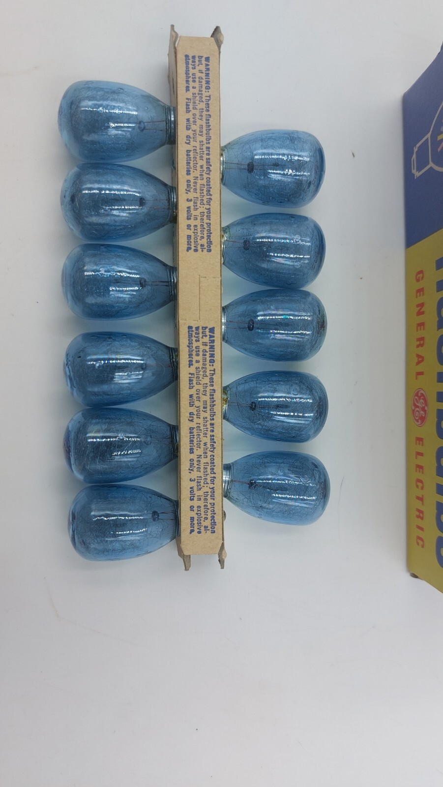 General Electric GE M3B 11 Blue Bulbs Rhenium Flashbulbs Original Box