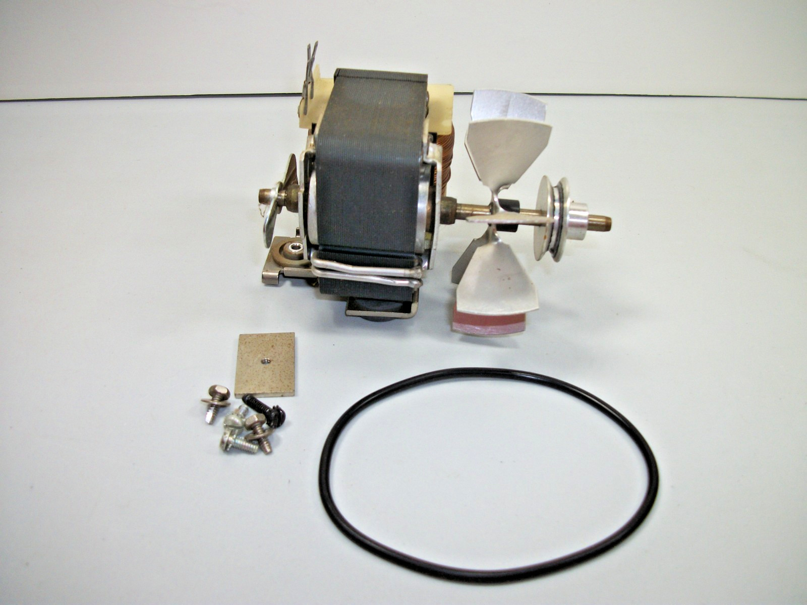 Vintage Bell & Howell 8mm Projector Motor & Fan For Type 462A Replacement Part
