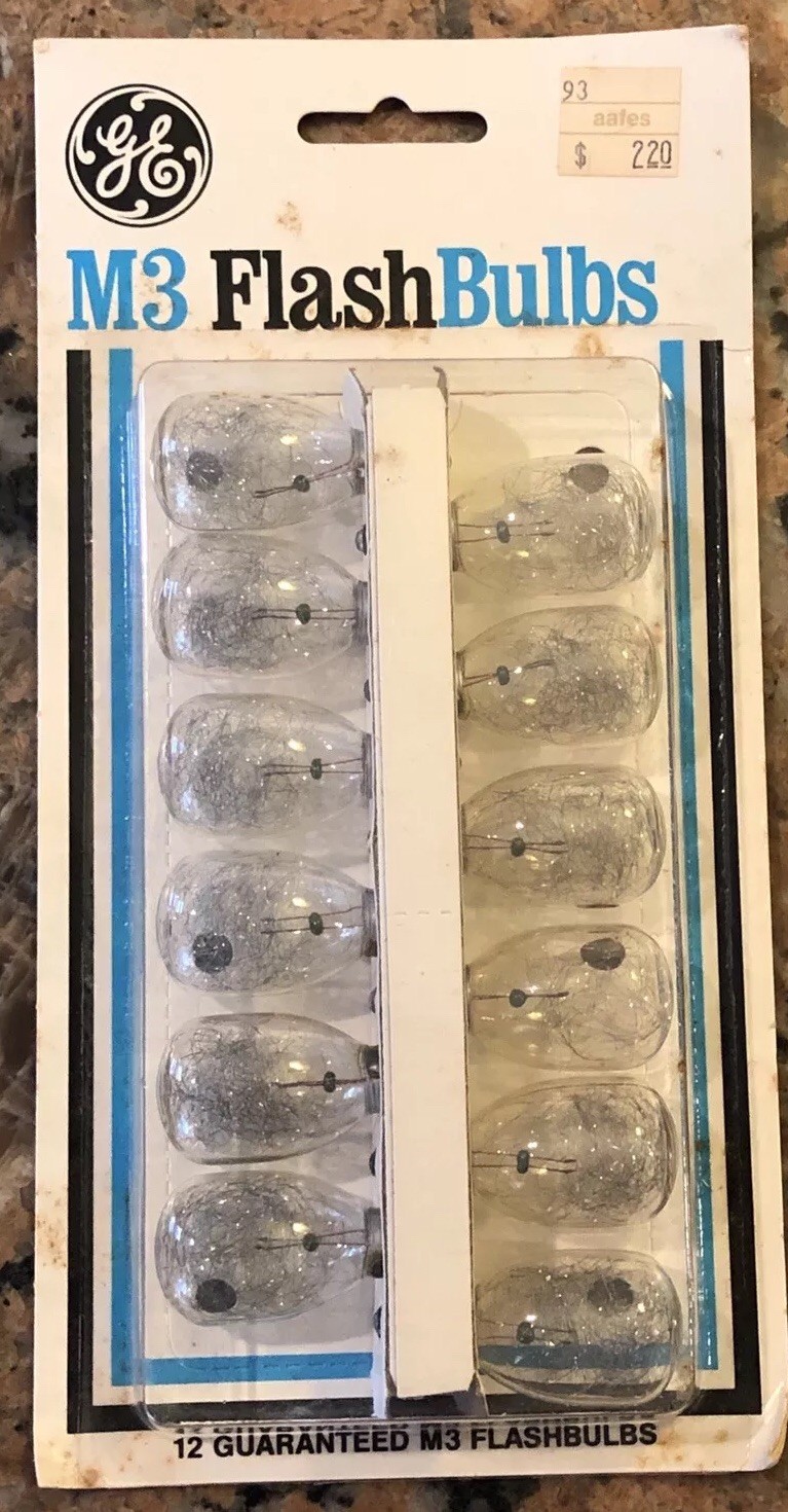 1980’s GE Camera M3 Flash Bulbs NOS
