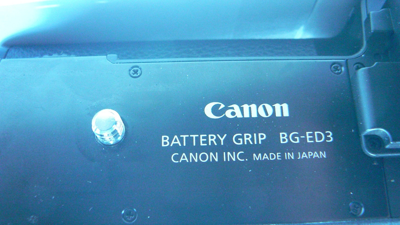 Canon Battery Pack Grip BG-ED3 – Made in Japan
