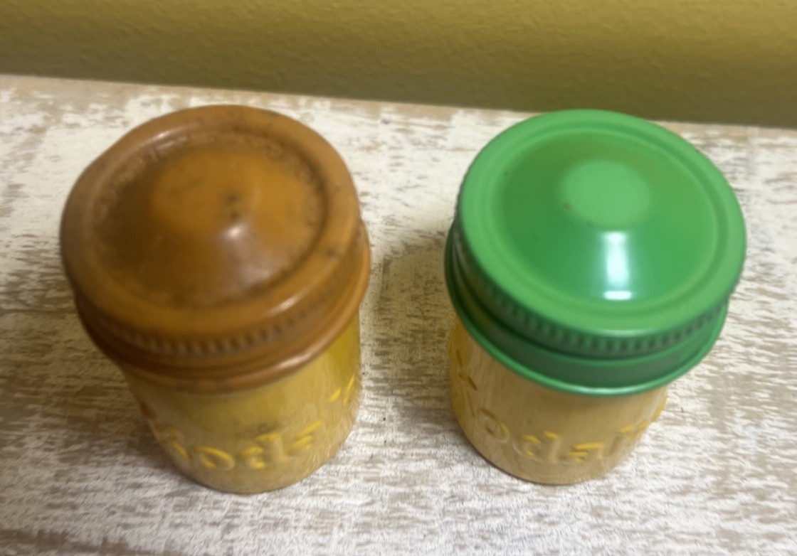 Vintage 2 Kodak Film Metal Canister Container Green Cap Embossed 35mm 1 W/ Film
