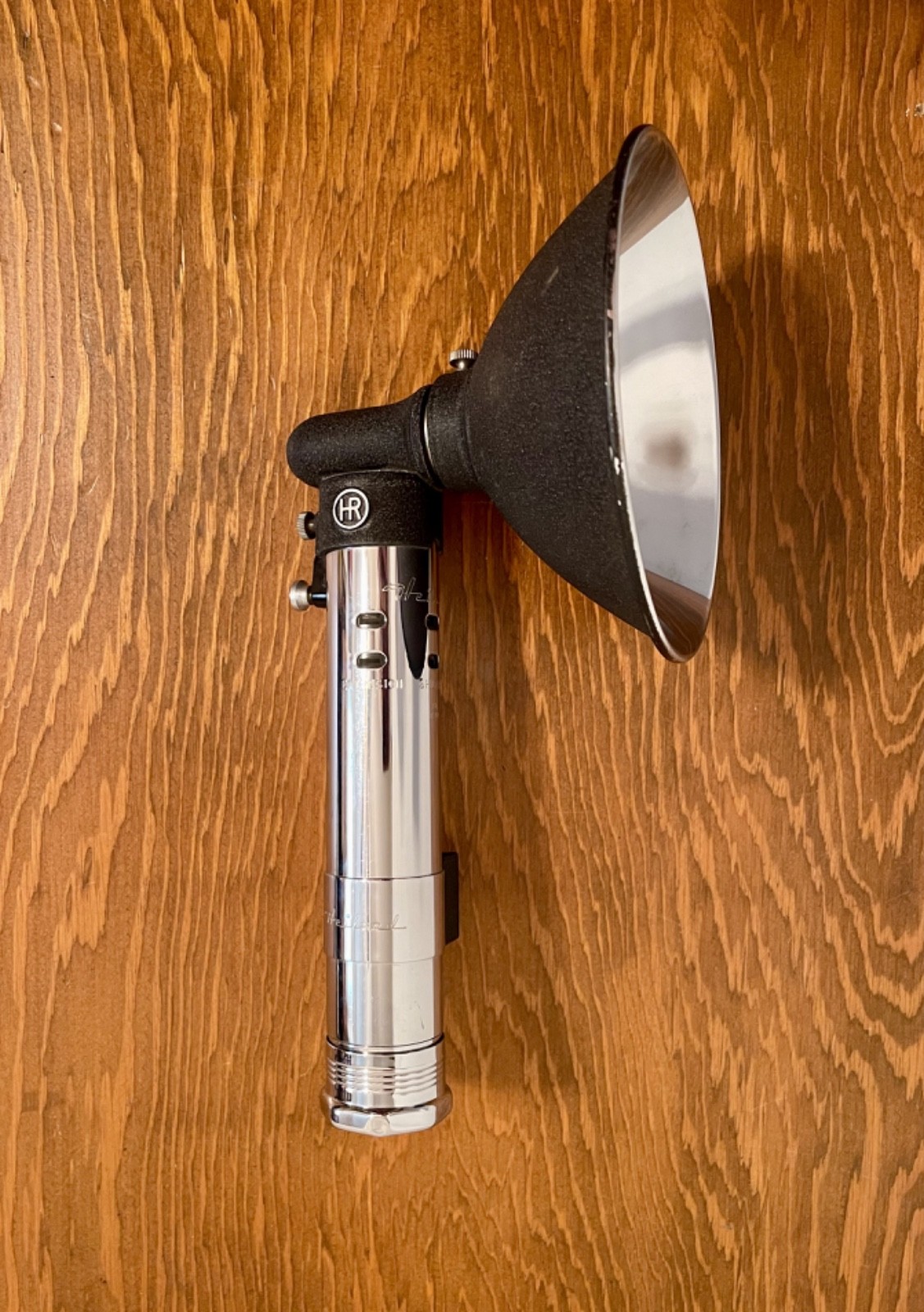 Vintage Heiland Remote Flash with Reflector, excellent cond, “Star Wars” style