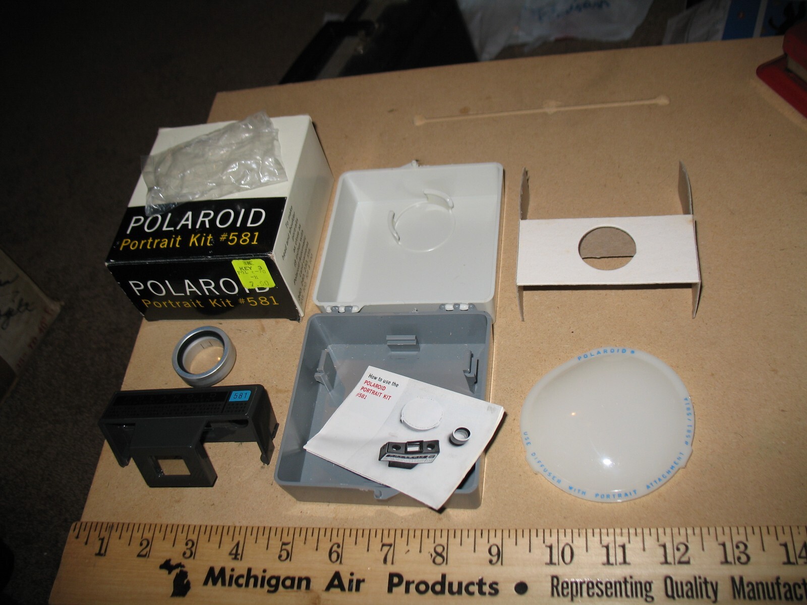 VTG NOS? POLAROID PORTRAIT KIT #581 AUTOMATIC LAND CAMERAS 340 240 230 135 100 +