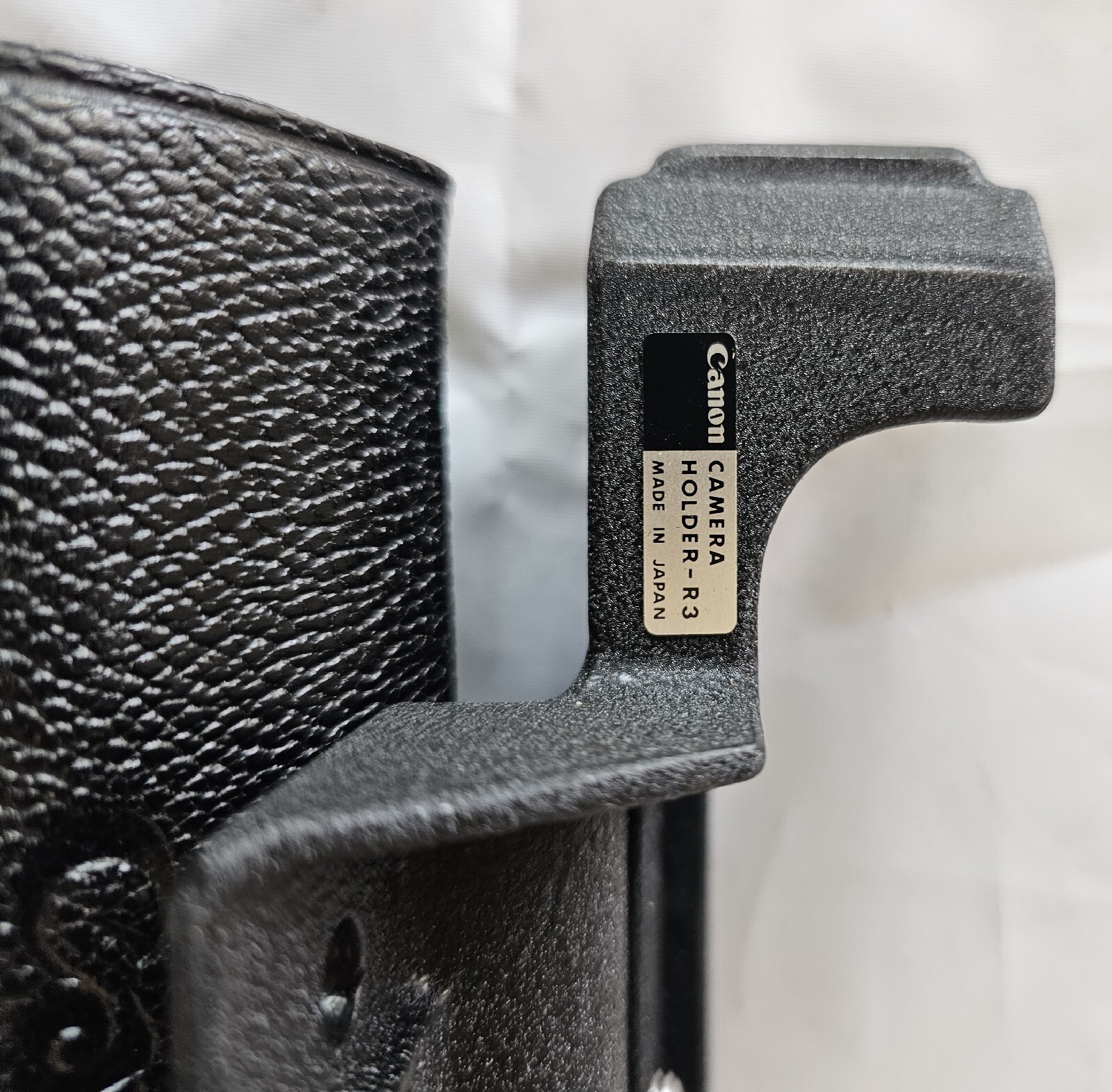 Canon Camera R3 Holder vintage quick release bracket