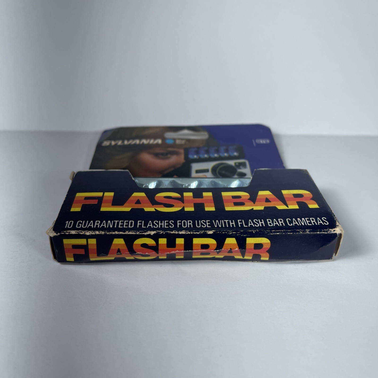 Sylvania Blue Dot Flash Bar