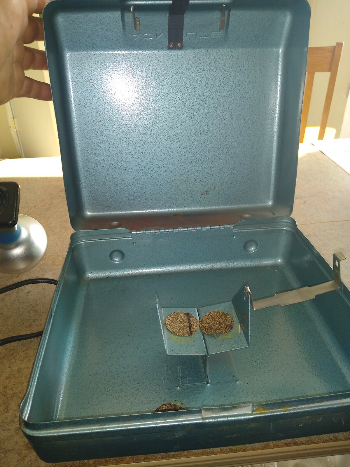 Vintage ACME Mov-E-Lite Light Bar With Hard Case