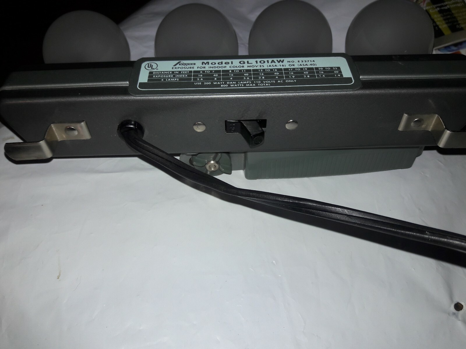 Vintage Adams GL101AW Exposure Light Bar for Indoor Color Movies up to 800 watts