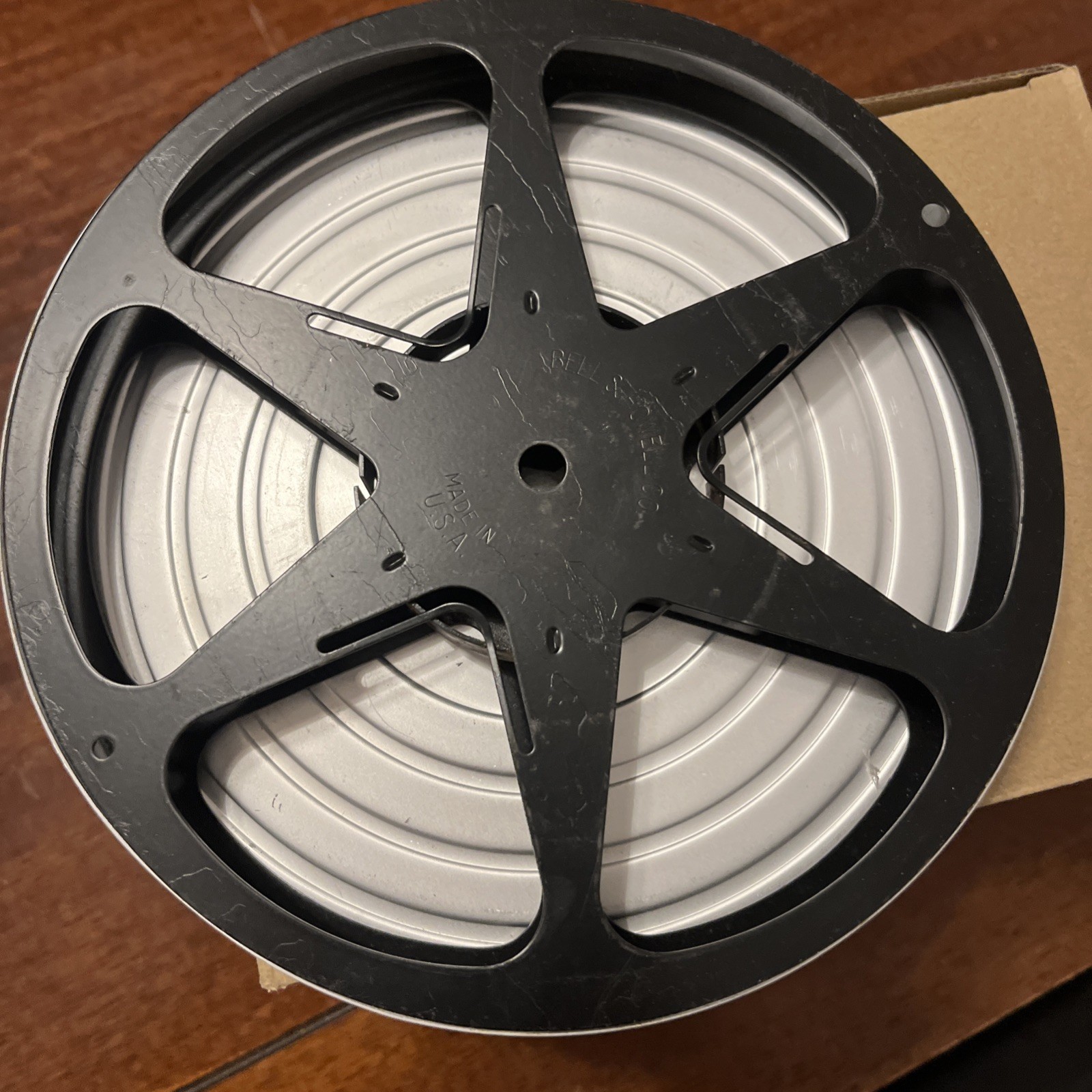 Bell & Howell 7” Aluminum Film Cannister 400’ Film Reel Very Nice Condition