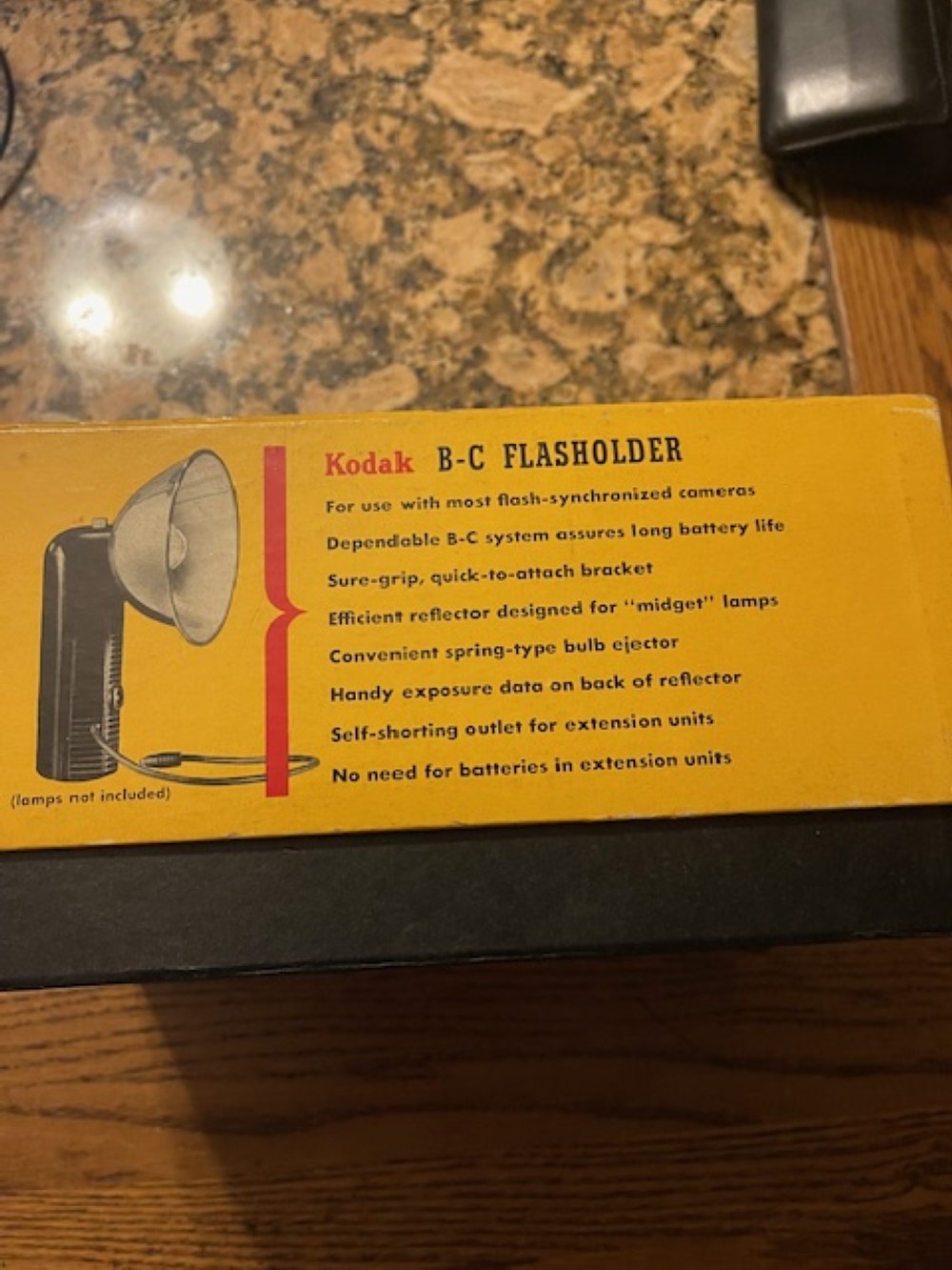 VTG Kodak B-C Flasholder w/ Lumaclad Reflector, Box, Bracket, Booklet 22V battry