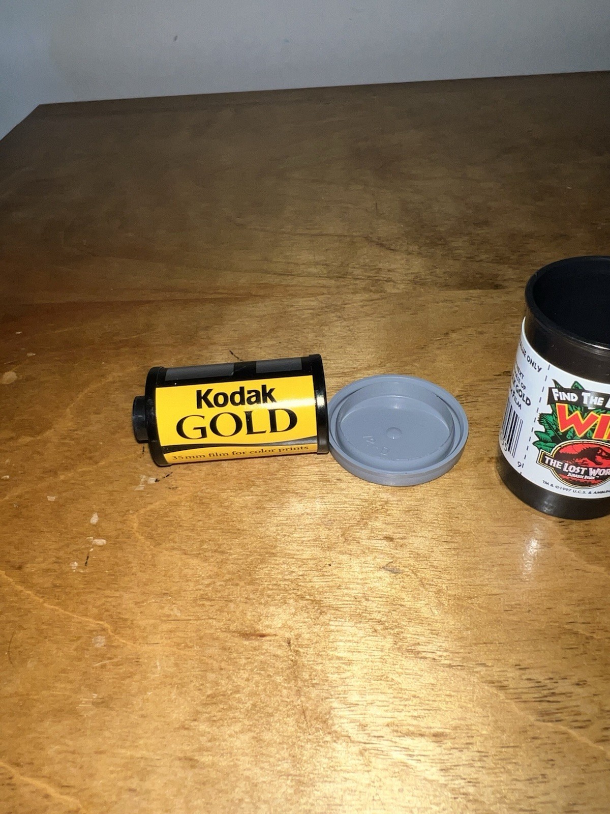 Kodak Jurassic Park PROMO 1997 “Find The Lost Roll” 35 MM Film Canister w/ Film