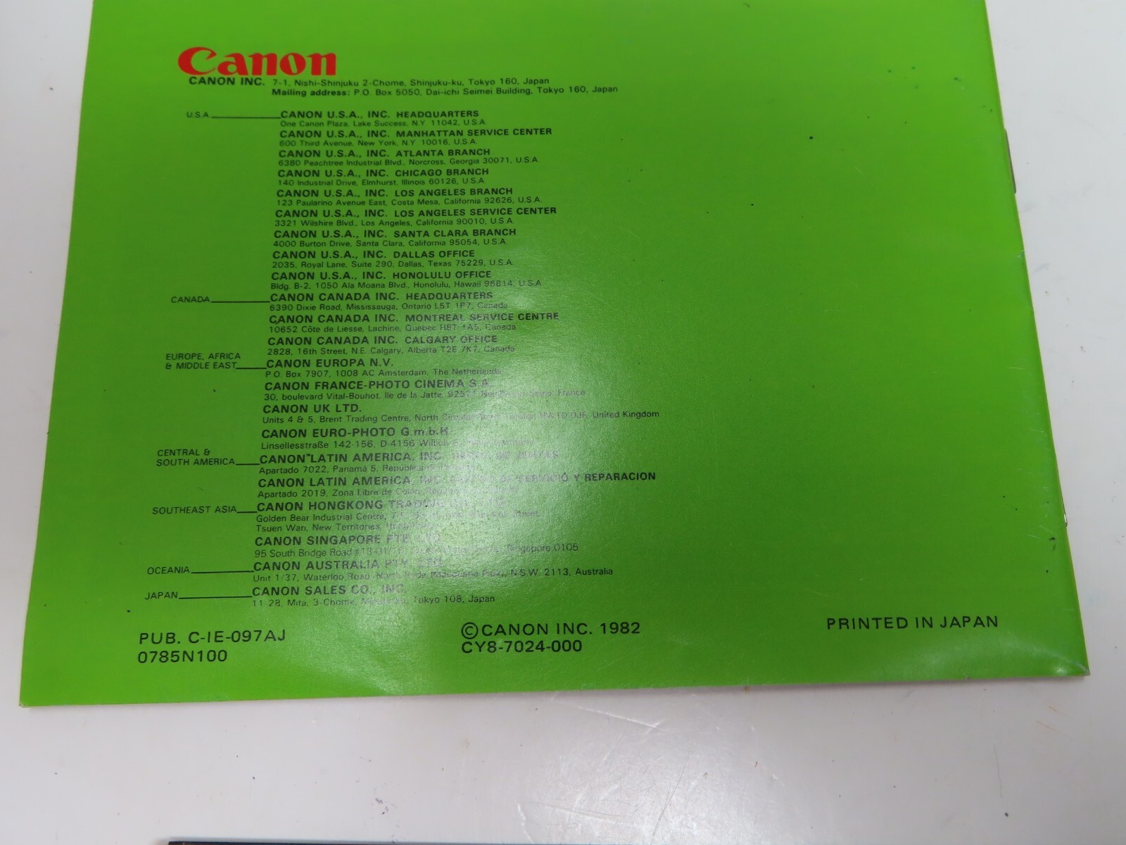 Vintage Lot Camera Product Guides Canon t50 Speedlite FD Lens Kodak Instamatic