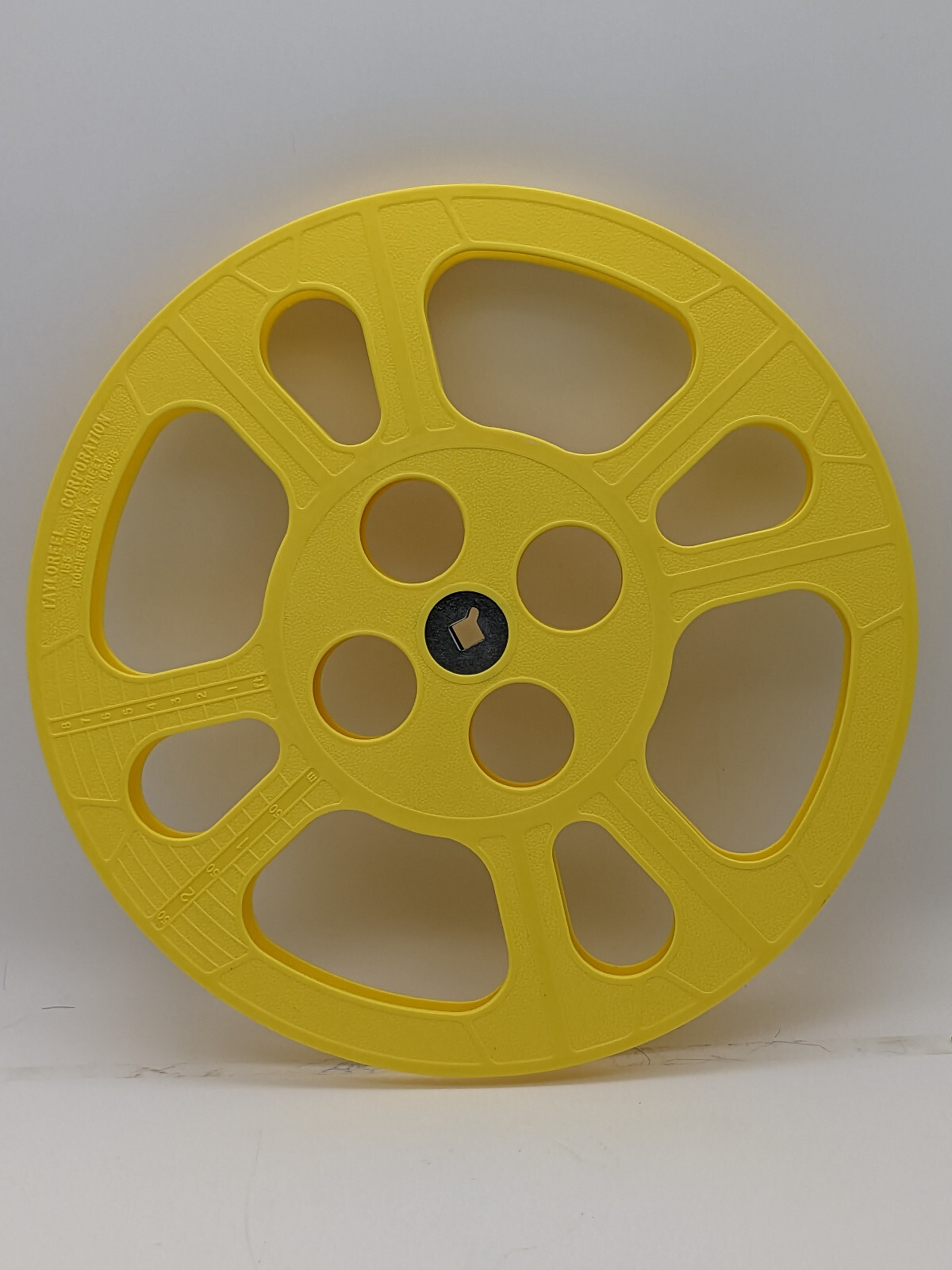 Original PlioMagic Plastic Film Can Cat No 22008 with Empty 10 1/2″ Reel-Used