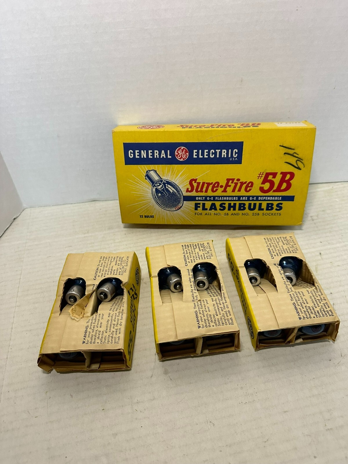 General Electric Sure-Fire #5B Flashbulbs