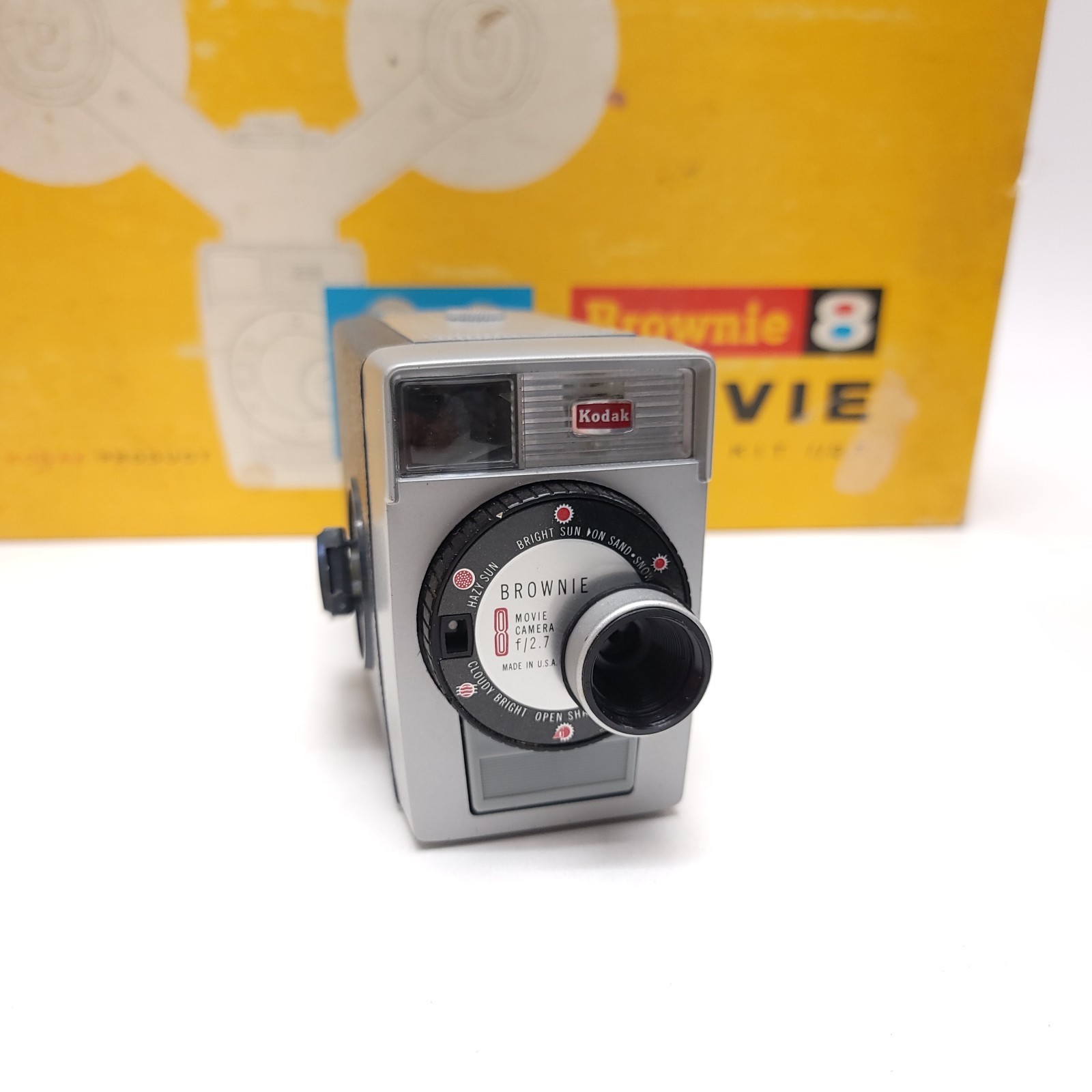 Vintage Kodak Brownie 8mm Movie Camera Light Kit with Box 1960s