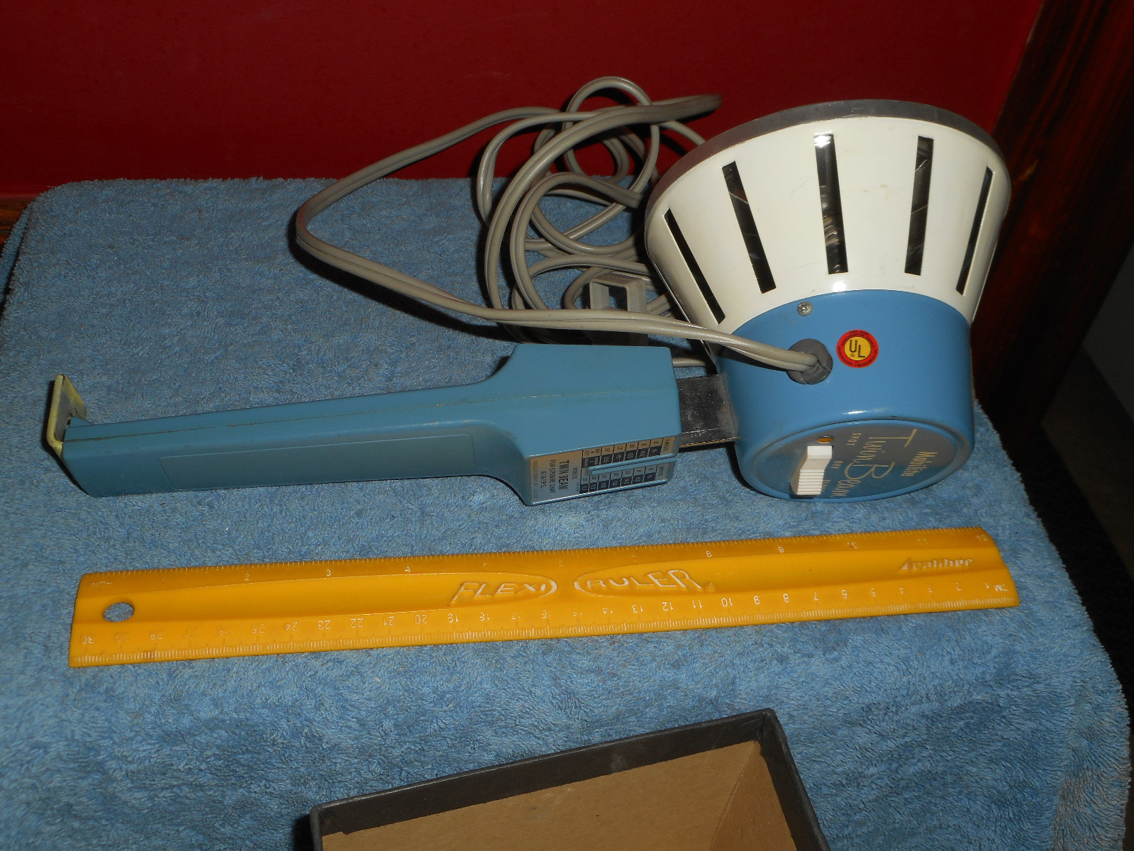 SYLVANIA MOBILITE Twin Beam Tilting SPOT FLOOD LIGHT #3400 Zoom Lamp in Box