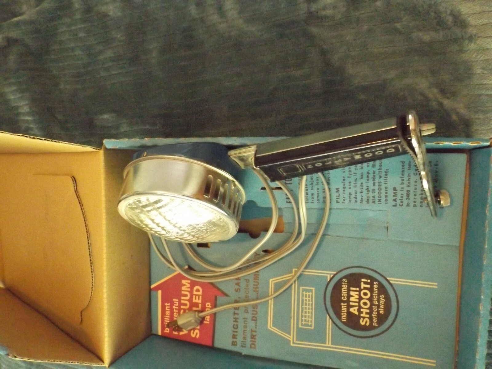 Vintage Hollywood mov-E-lite Antique Camera Lighting w/Original Box