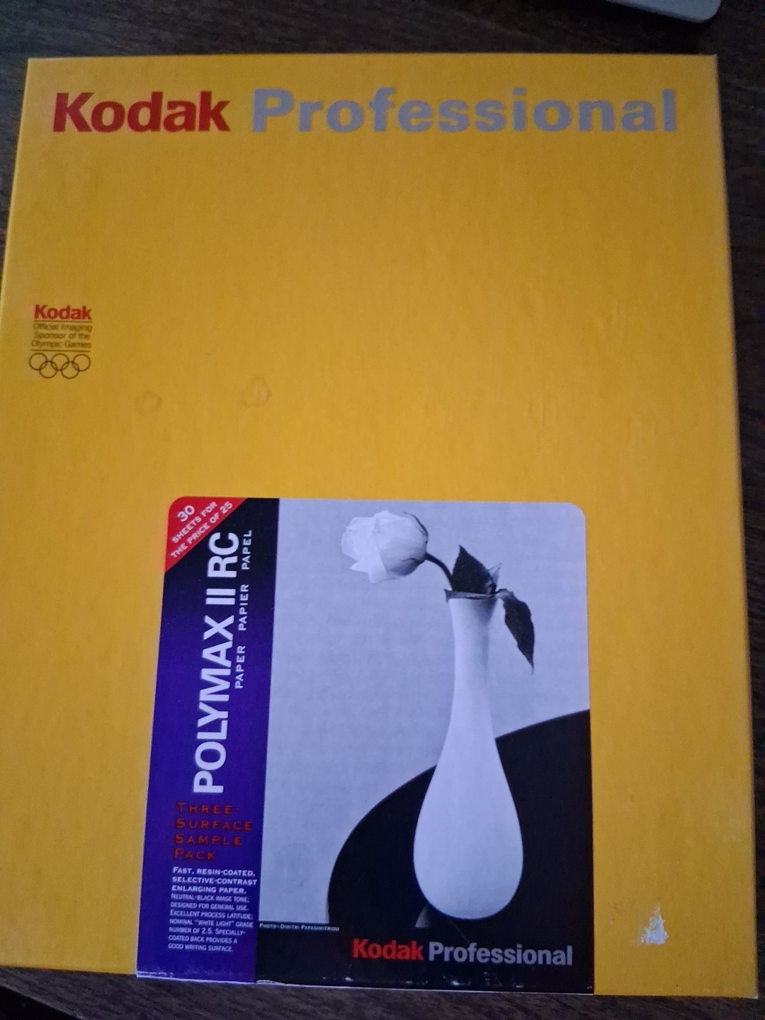 Kodak Professional POLYMAX II RC BW PAPER 8 x 10 in 20.3 x 25.4cm 30 Sample Pack