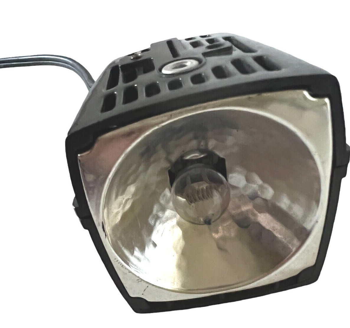 SYLVANIA SUN GUN SG VIII FLOOD SPOT LIGHT PHOTOGRAPHY (650 WATTS)