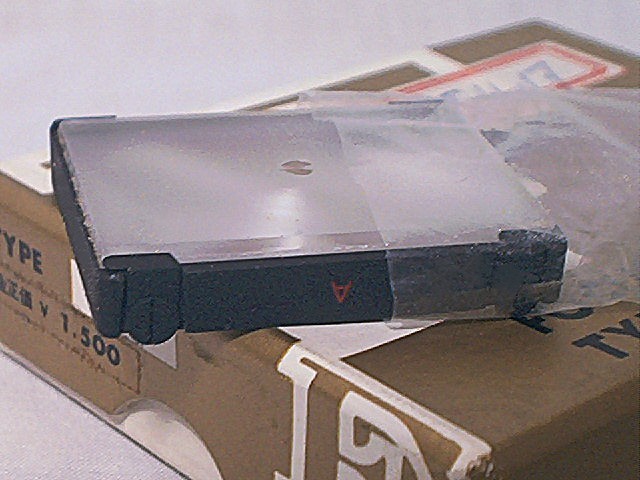 NIKON F FOCUSING SCREEN B – CLEAN IN ORIGINAL BOX