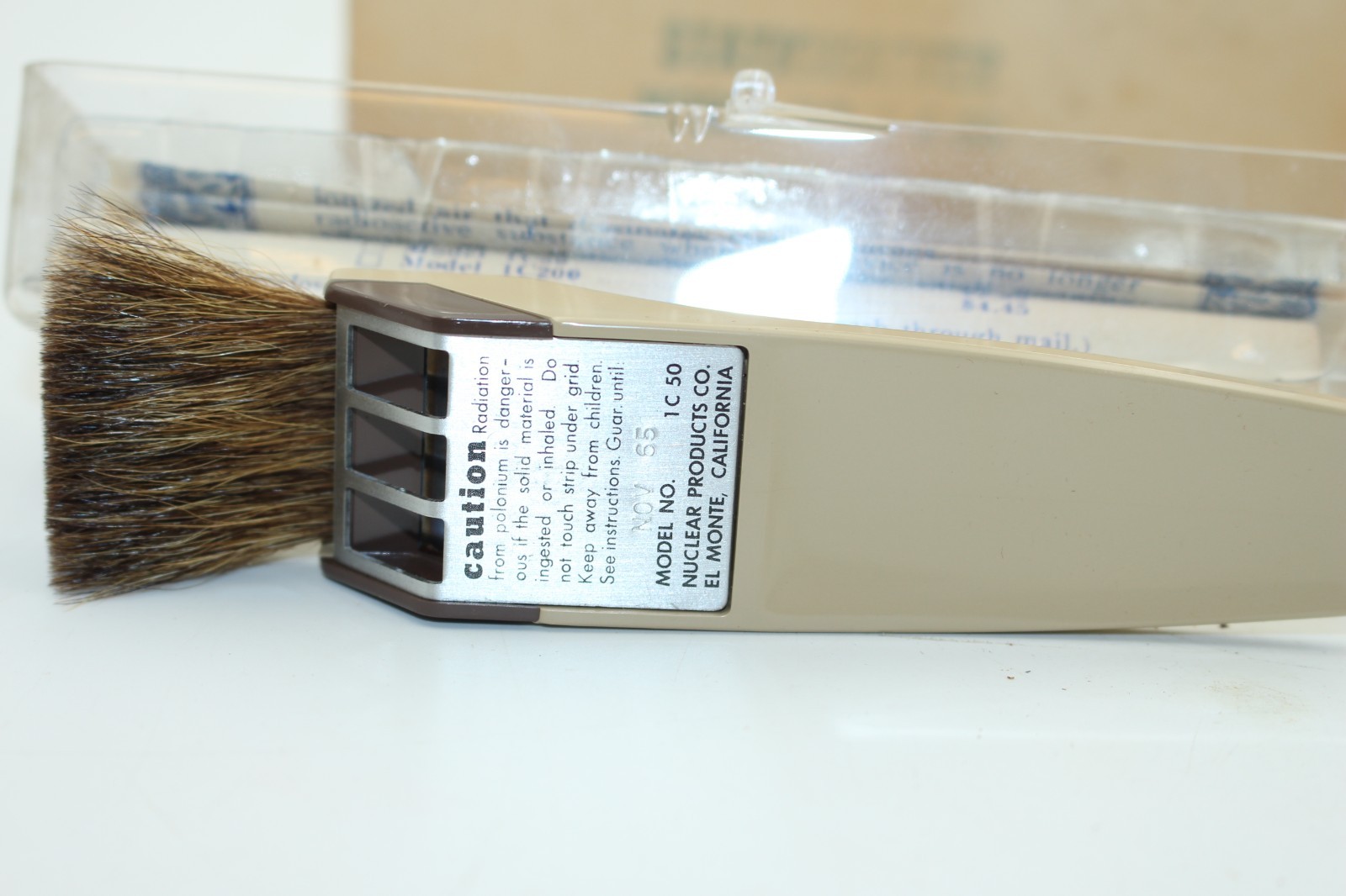 Staticmaster Vintage photo brush 1C50 W/ Box & Instructions – Nov 65