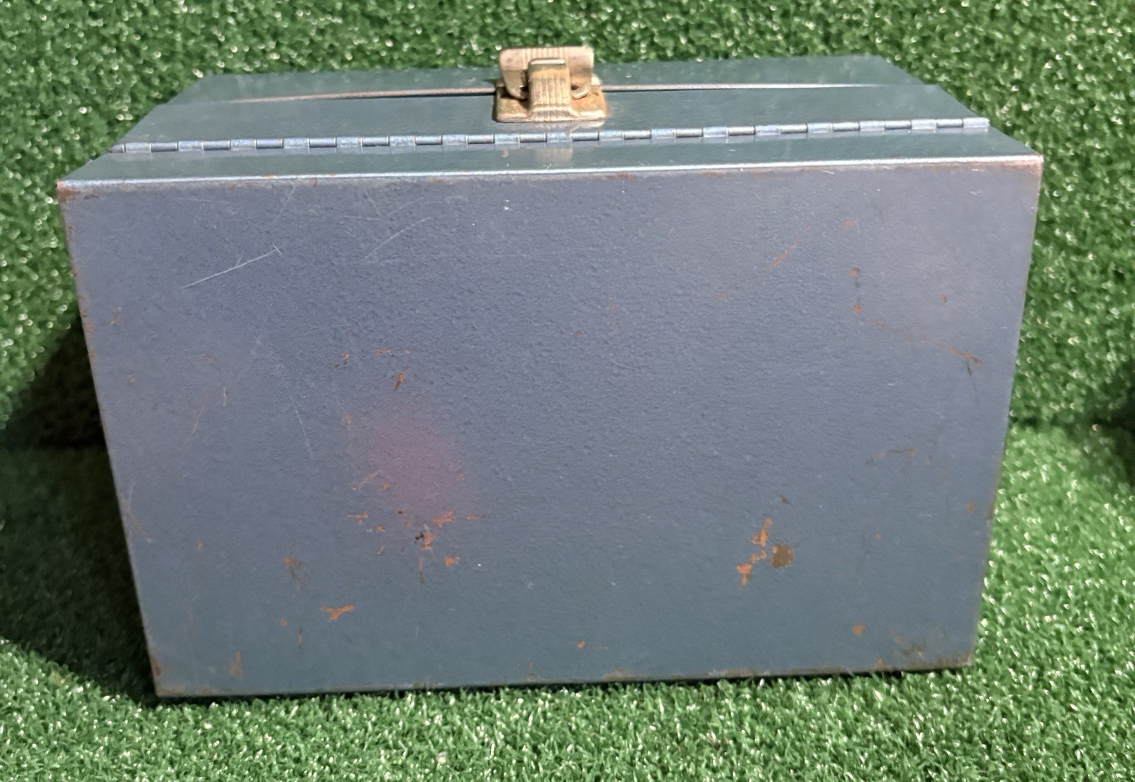 Vintage Metal Movie Reels CARRYING CASE for 5” 8mm Film Reel Canisters