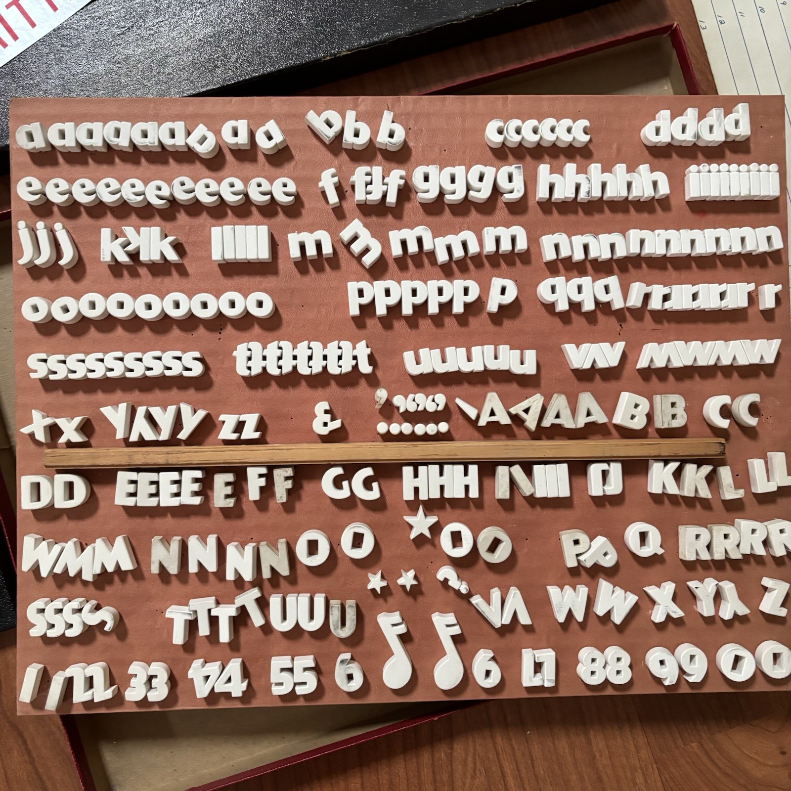 Vintage MITTEN’S Professional Movie Titler 272 Pin-In-Back Letters Original Box