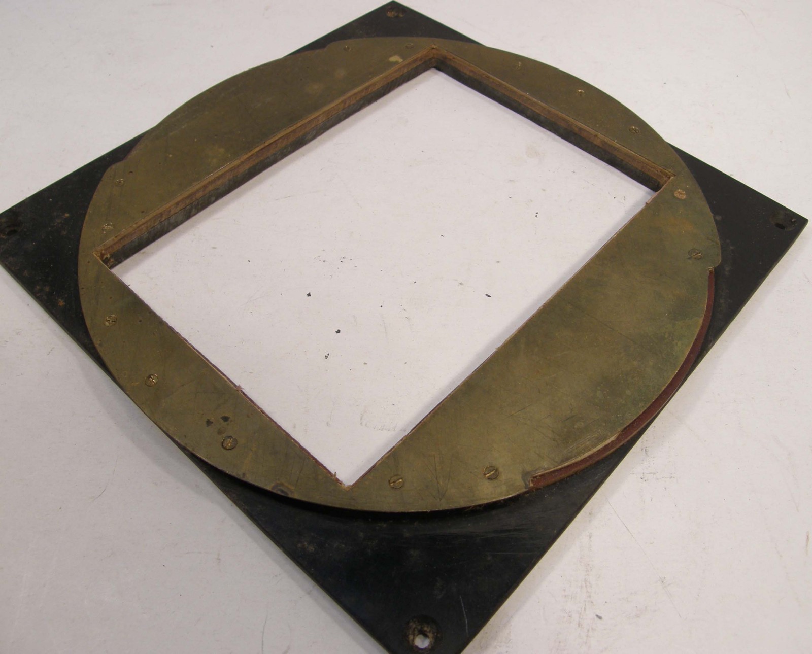 HOMEMADE VINTAGE 4 1/2″ BY 6 1/2″ ROTATING BACK PART FOR LARGE FORMAT CAMERA