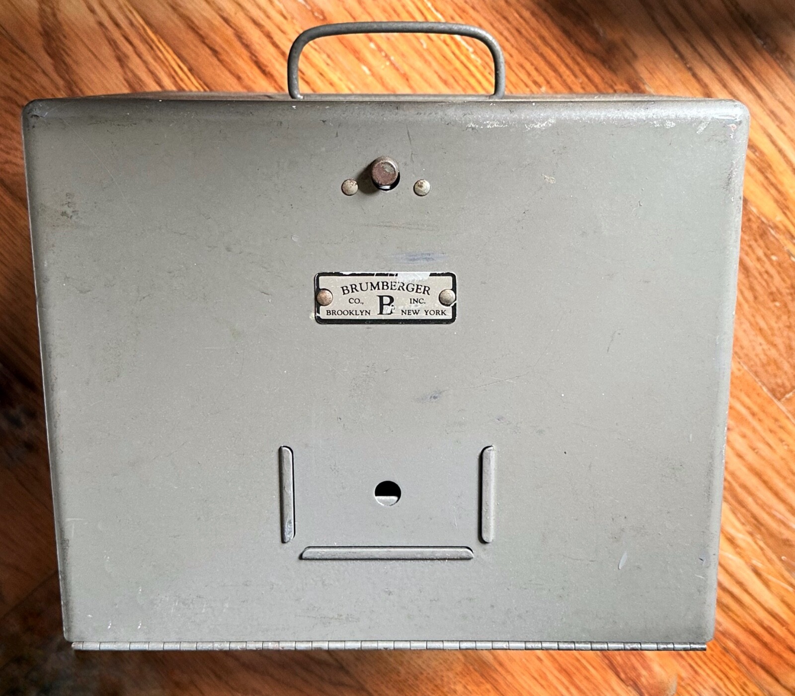 Vintage Brumberger 12 Film Reel Holder Carry Case Metal Box Home Movies 1950’s