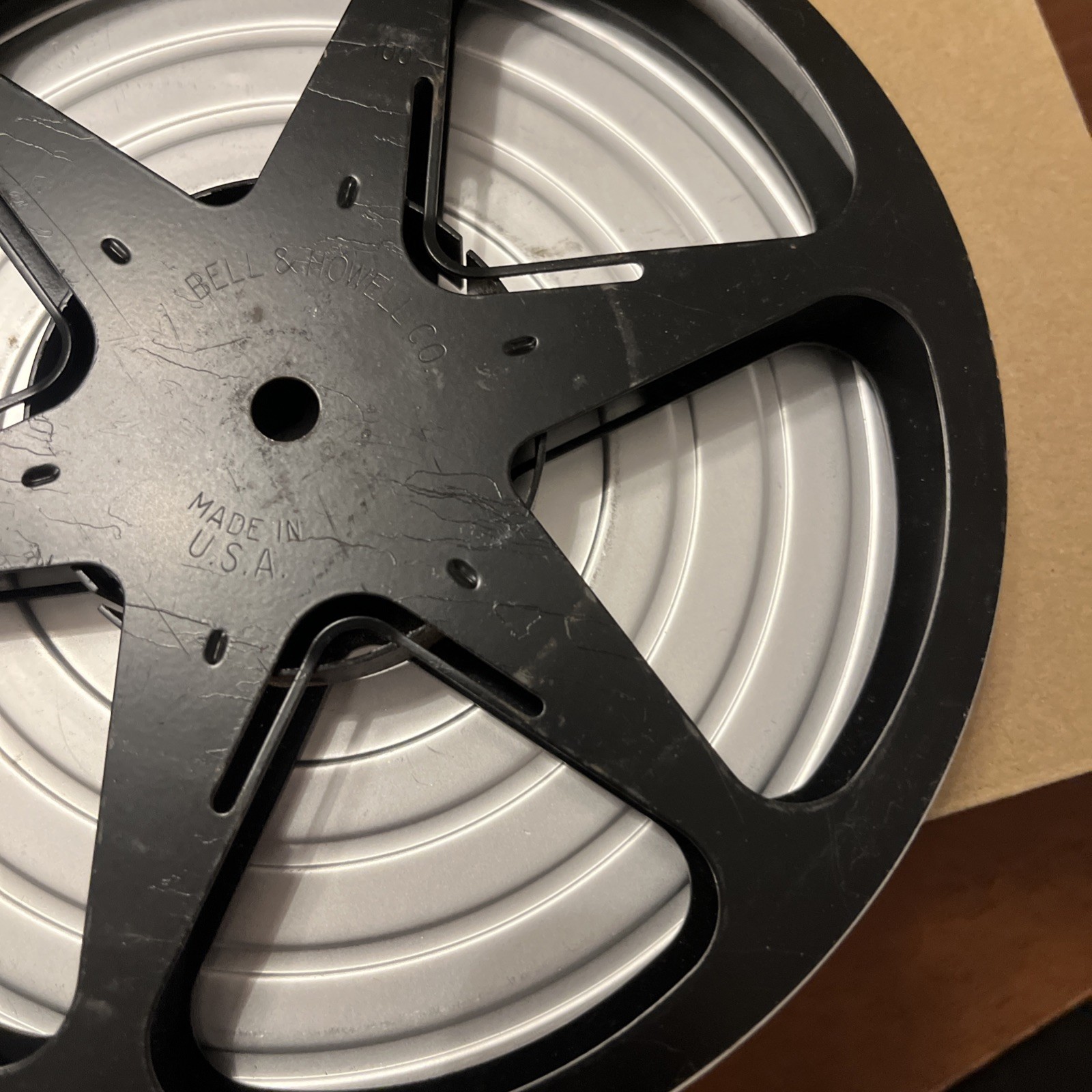 Bell & Howell 7” Aluminum Film Cannister 400’ Film Reel Very Nice Condition