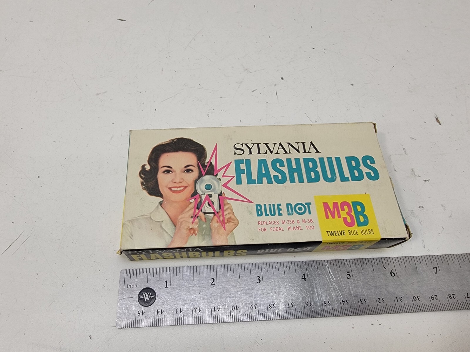 SYLVANIA FLASHBULBS M3B BLUE DOT NOS BOX OF 12