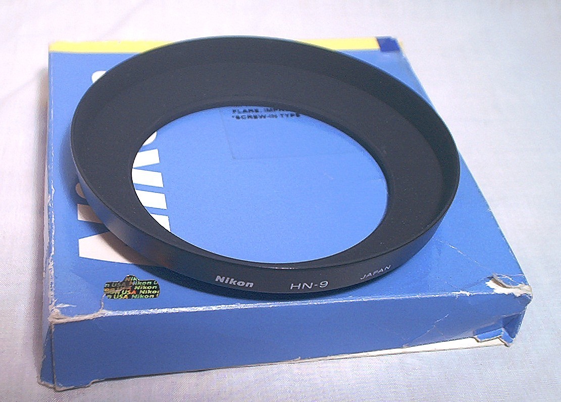 NIKON HN-9 SCREW ON TYPE LIGHT HOOD FOR 28MM & 20MM – UNUSED IN ORIGINAL BOX