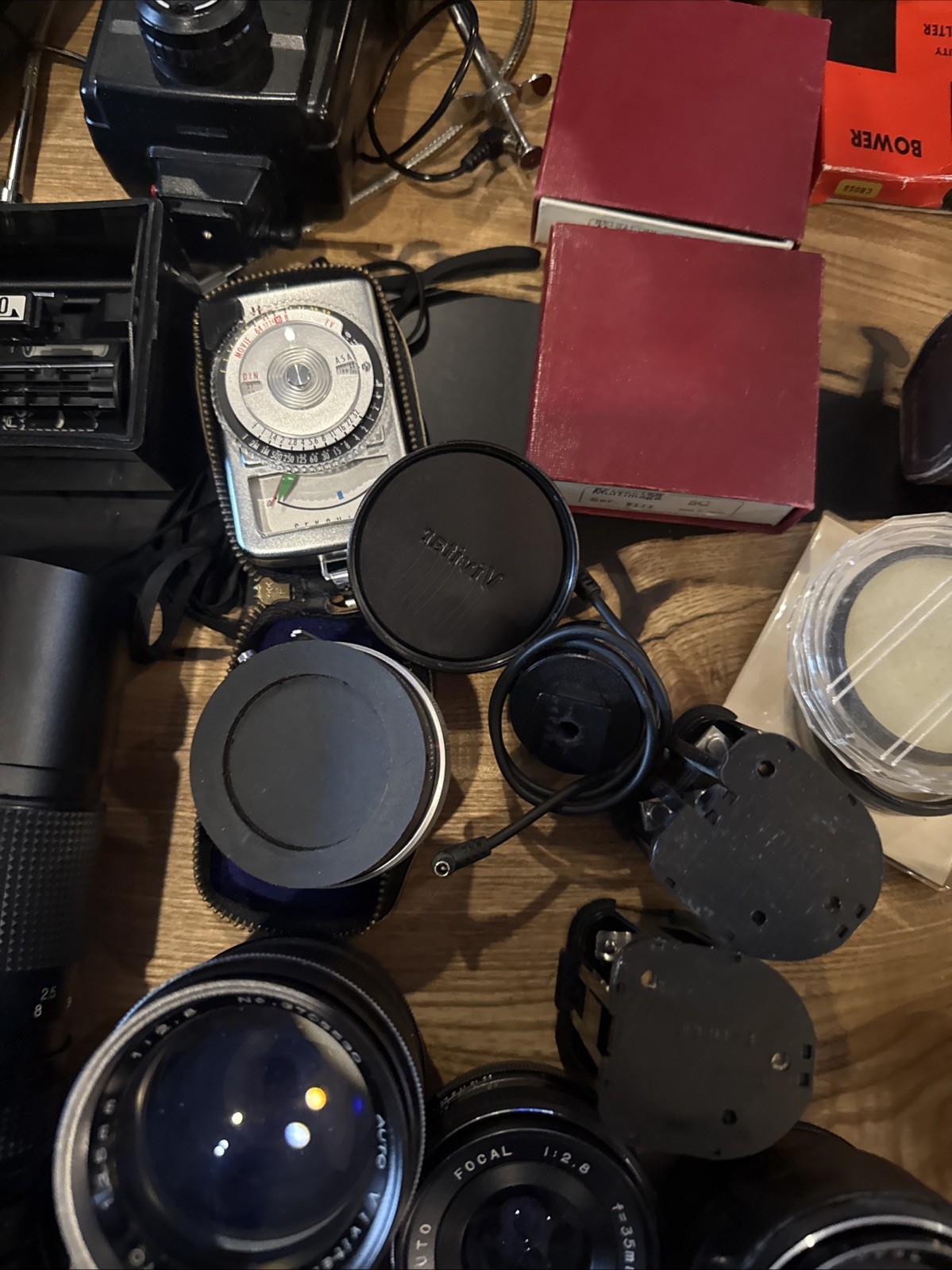 Large Vintage Group Lot Of Camera Equipment Accessories Lens Flash Filter Etc